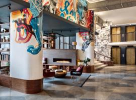 The Revolution Hotel: Boston'da bir otel