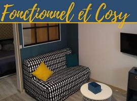 Joli petit logement en centre ville de Brioude، فندق يسمح بالحيوانات الأليفة في بريود