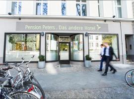 Pension Peters – Das andere Hotel, hotell i Zentrum West i Berlin