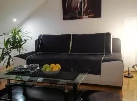 Two Kings apartment