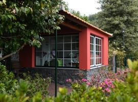 Casas de Pedra, hotel v destinácii Camacha