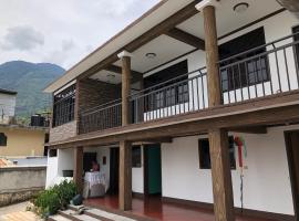 Casa Imelda, Atitlan, отель в городе Солола