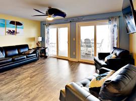 Put-in-Bay Waterfront Condo #103, hotell i Put-in-Bay