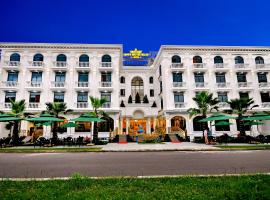 Viesnīca Crown Nguyen Hoang Hotel pilsētā Ņačana, netālu no apskates objekta kūrorta Vinpearl prāmju piestātne