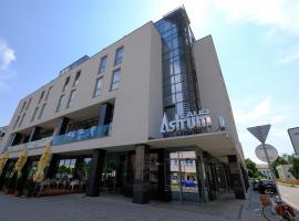 Viesnīca Business Hotel Astrum Laus pilsētā Levice