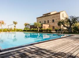 FUTURA COUNTRY HOUSE, landsted i Monte Roberto