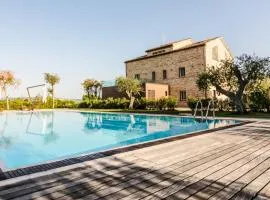 FUTURA COUNTRY HOUSE