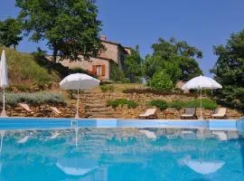 Spacious Villa in Ficulle with Pool