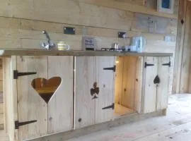 hygge hut