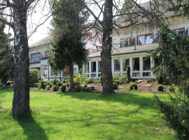 Gästehaus am Kurpark, hotel v destinaci Villingen-Schwenningen