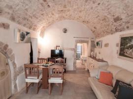 THE GOODIES OF HISTORIC CENTER, holiday home in Ostuni