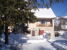 Le Rocher des Ducs, Appartement & Chambres, stations de ski à proximité、Le Glaizilのホテル