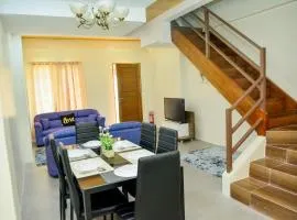 MAILZ HAVEN BEAUTIFL 3BR MODERN APRT NEAR SM DOOR-C