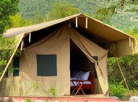 Mara Olodare, luxury tent in Ololaimutiek