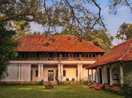 Chittoor Kottaram Royal Mansion- CGH Earth, hotel cerca de Palacio Bolgatty, Kochi