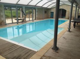 Domaine des 3 gîtes, hotel i Jaunay-Clan