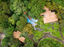 Lost Iguana Resort and Spa, viešbutis mieste Fortūna, netoliese – Venado urvai