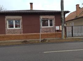 rodiny dom, hotel con estacionamiento en Rapovce