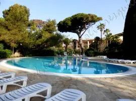 Magnifique Parc de la Presqu'île avec Piscine et Plage face à Porquerolles !