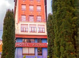 Hotel Avenida, hotell i La Seu d'Urgell