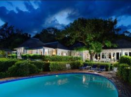 Lexury beachfront resorts, Hotel in Montego Bay