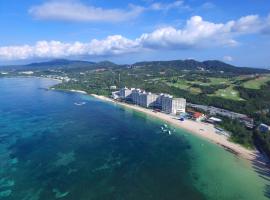 Rizzan Sea Park Hotel Tancha Bay, paplūdimio viešbutis mieste Ona