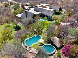 오카우쿠에조에 위치한 호텔 Toshari Lodge