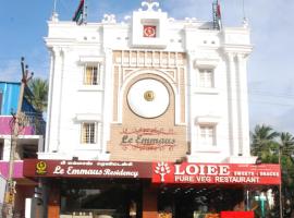 Le Emerald Residency, viešbutis su vietomis automobiliams mieste Tambaram