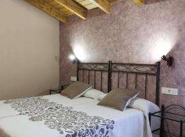 Casa Abascal cerca de Albarracín y Dinópolis, hotel u gradu Cella