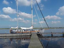 Privé B&B Zeilboot Noorderlicht, hotel in Kamperland