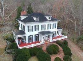 Springwood Inn, bed and breakfast en Anniston