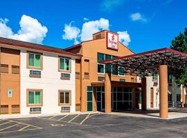 Seasons Inn Traverse City, hotel in Traverse City