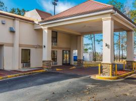 Motel 6-Suwanee, GA - Gwinnett Center, hotell sihtkohas Suwanee lennujaama Gwinnett County (Briscoe Field) - LZU lähedal