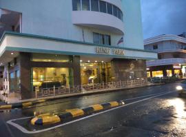 King Park Hotel Tawau, hotel din Tawau