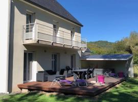 Villa MARIA, vacation home in Chambon-sur-Lac