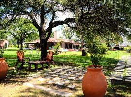 La Isolina Club de Campo, hotel pre rodiny v destinácii Villa María