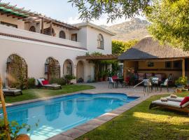 A Tuscan Villa Guest House, hotel in Fish hoek