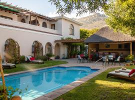 A Tuscan Villa Guest House, boutique hotel in Fish hoek