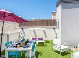 Atico con terraza ac 1hab en el centro y piscina comunitaria