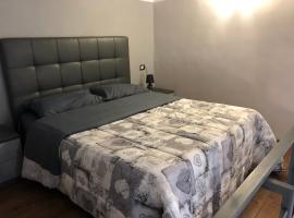 FORIA 58 APARTAMENTS、ナポリのホテル