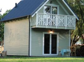 Jeden domek, maison de vacances à Sztutowo
