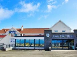 Royal Court Hotel, hotell i Portrush
