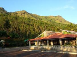 Foothills Homestay, quarto em acomodação popular em Chikmagalūr