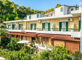 Gioula's Residence, appart'hôtel à Patitiri