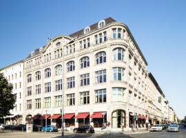 Orania.Berlin, hotel i nærheden af Admiralbrücke, Berlin