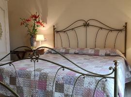 B&B Paola e Francesco: San Martino Siccomario'da bir ucuz otel