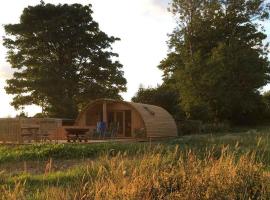 Brynllwyd Glamping, hotel in Devils Bridge