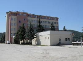 Ubytovaci Komplex Leo, hotel v destinácii Trenčianske Bohuslavice