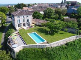 B&B La Mirande de Saint-Clar, bed & breakfast kohteessa Saint-Clar