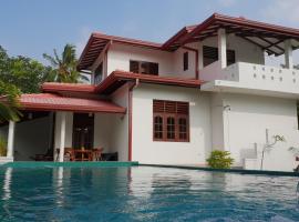 Emildale Villa, strandhotel in Wadduwa